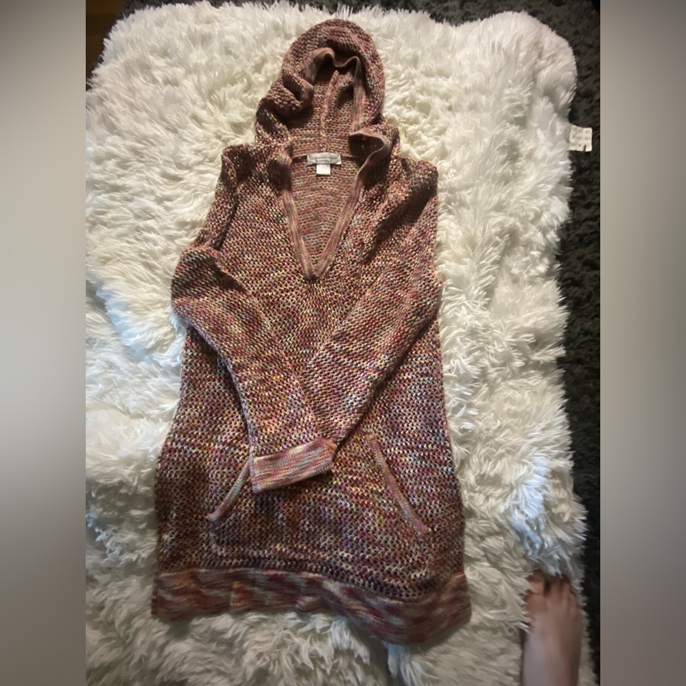 2/$20 Christopher Banks Hoodie Size S